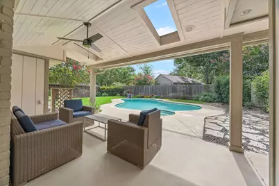 2754 Kismet Lane, Houston, TX 77043 - Photo 27