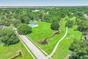 5910 Misty Meadow St, League City, TX 77573 - Photo 31