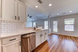 6530 Jasmine Arbor Ln, Houston, TX 77088 - Photo 13