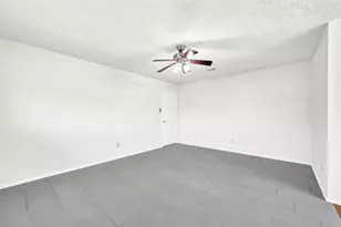 13102 Chipman Glen Dr, Houston, TX 77082 - Photo 17