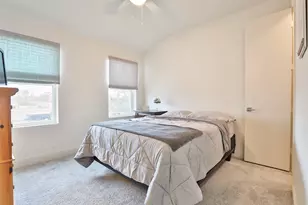 4815 Martin Oaks Ln, Houston, TX 77018 - Photo 17