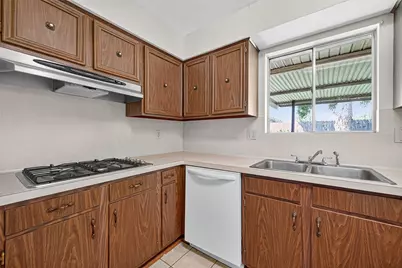 8511 Collingsdale Road, La Porte, TX 77571 - Photo 19