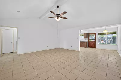 8511 Collingsdale Road, La Porte, TX 77571 - Photo 9