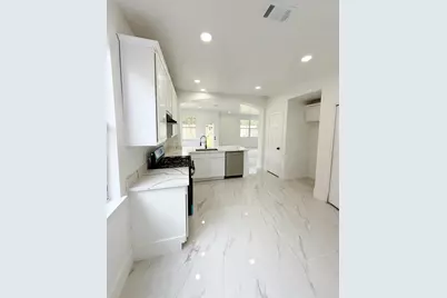 8003 Daylilly Creek Drive, Houston, TX 77083 - Photo 11
