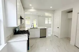 8003 Daylilly Creek Dr, Houston, TX 77083 - Photo 11