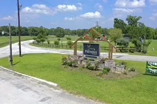 236 Adelaide Dr, Cleveland, TX 77327 - Photo 19