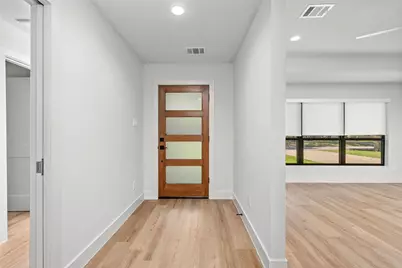 9606 Pine Lake Drive, Houston, TX 77055 - Photo 5