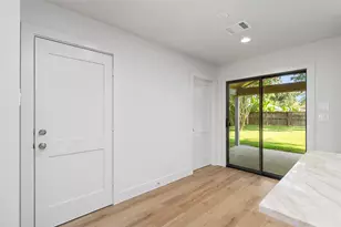 9606 Pine Lake Dr, Houston, TX 77055 - Photo 9