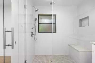 9606 Pine Lake Drive, Houston, TX 77055 - Photo 27