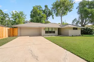 9606 Pine Lake Dr, Houston, TX 77055 - Photo 1