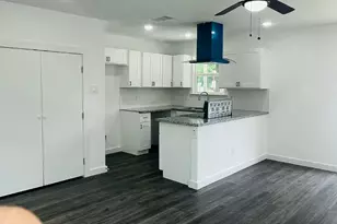 7611 Shotwell St, Houston, TX 77016 - Photo 3