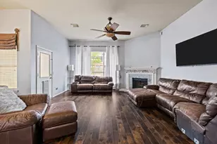 2902 Julie Ann Dr, Pearland, TX 77584 - Photo 5