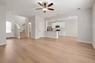 21571 Bluebonnet Bay Dr, Magnolia, TX 77354 - Photo 5