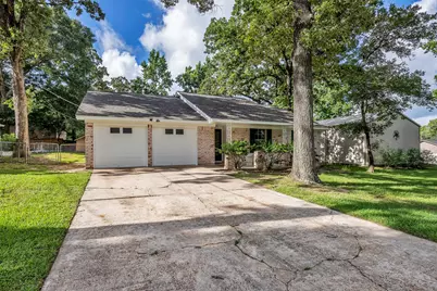 168 Greenleaf Lane, Conroe, TX 77304 - Photo 3