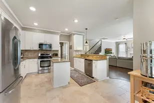 26 Almond Branch Pl, The Woodlands, TX 77382 - Photo 9