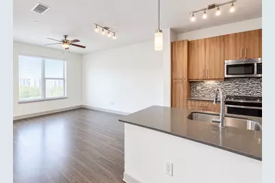 2111 Westheimer Rd Road #1403, Houston, TX 77098 - Photo 5