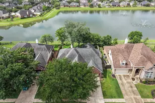 19503 Country Village Dr, Spring, TX 77388 - Photo 45