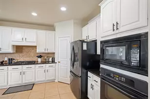 19503 Country Village Dr, Spring, TX 77388 - Photo 21
