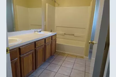 11814 E Galwan Circle, Houston, TX 77070 - Photo 5