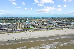 6300 Seawall Blvd, Galveston, TX 77551 - Photo 29