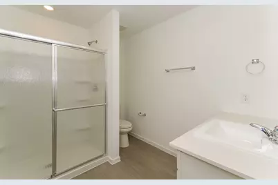 10821 Bird Of Paradise Lane, Houston, TX 77016 - Photo 9