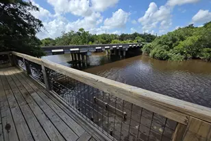 354 Sir Lancelot Dr N, Sargent, TX 77414 - Photo 23