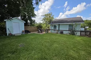 354 Sir Lancelot Dr N, Sargent, TX 77414 - Photo 3