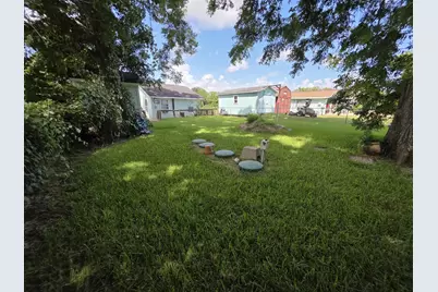 354 Sir Lancelot Drive N, Sargent, TX 77414 - Photo 5