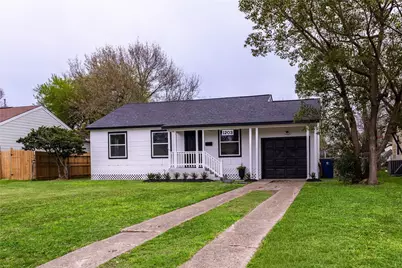 1203 17th Ave N, Texas City, TX 77590 - Photo 1