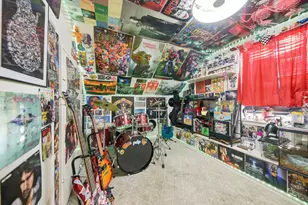 638 W Fisher St, Bellville, TX 77418 - Photo 27