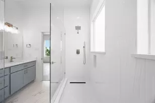 1941 Knoll Square Dr, Houston, TX 77080 - Photo 17