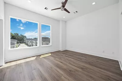 1941 Knoll Square Drive, Houston, TX 77080 - Photo 21