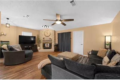 10502 Crescent Moon Drive, Houston, TX 77064 - Photo 5