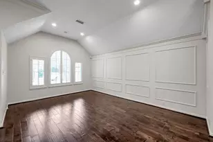 18 Skyland Pl, The Woodlands, TX 77381 - Photo 3