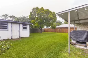 1917 New Orleans St, Deer Park, TX 77536 - Photo 21