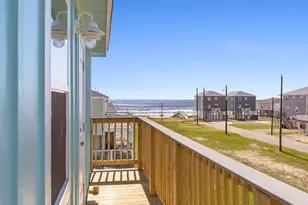 145 Howard Ave, Surfside Beach, TX 77541 - Photo 17