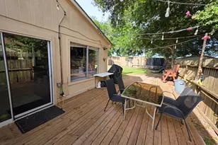 1406 Ashwood Dr, Sugar Land, TX 77498 - Photo 3
