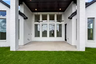 4717 Gully Marin Ln, League City, TX 77573 - Photo 9