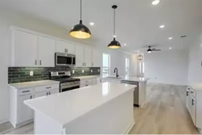 21130 Autumn Heights, Rosharon, TX 77583 - Photo 9