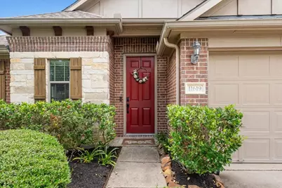 11619 Beckton Cypress Drive, Tomball, TX 77377 - Photo 3