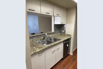 3525 Sage Road #304, Houston, TX 77056 - Photo 5