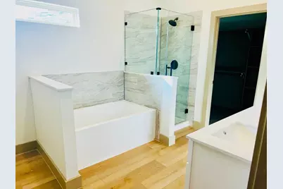 241 SE 19 Th St, Hempstead, TX 77445 - Photo 7