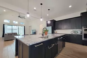 5023 Golden Peach Rd, Manvel, TX 77578 - Photo 13