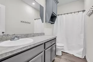 14211 Grand Hls Dr, Conroe, TX 77303 - Photo 9
