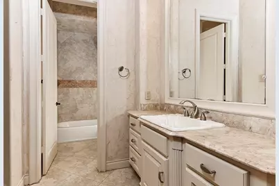 134 S Tranquil Path, The Woodlands, TX 77380 - Photo 35