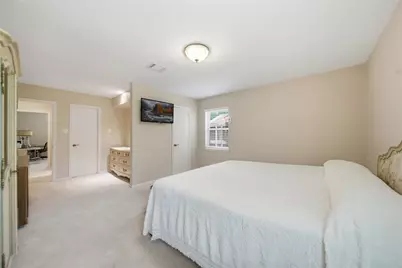 14919 Perthshire Road, Houston, TX 77079 - Photo 17
