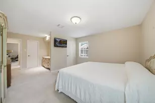 14919 Perthshire Rd, Houston, TX 77079 - Photo 17