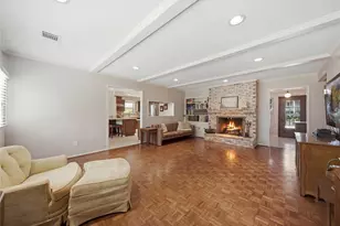 14919 Perthshire Rd, Houston, TX 77079 - Photo 13