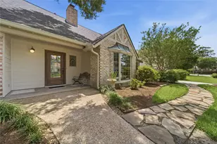 14919 Perthshire Rd, Houston, TX 77079 - Photo 3
