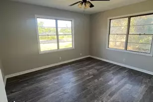 1013 W Spanish Camp Rd, Wharton, TX 77488 - Photo 7